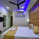 Hotel Blue Wellington - Near Mumbai Airport