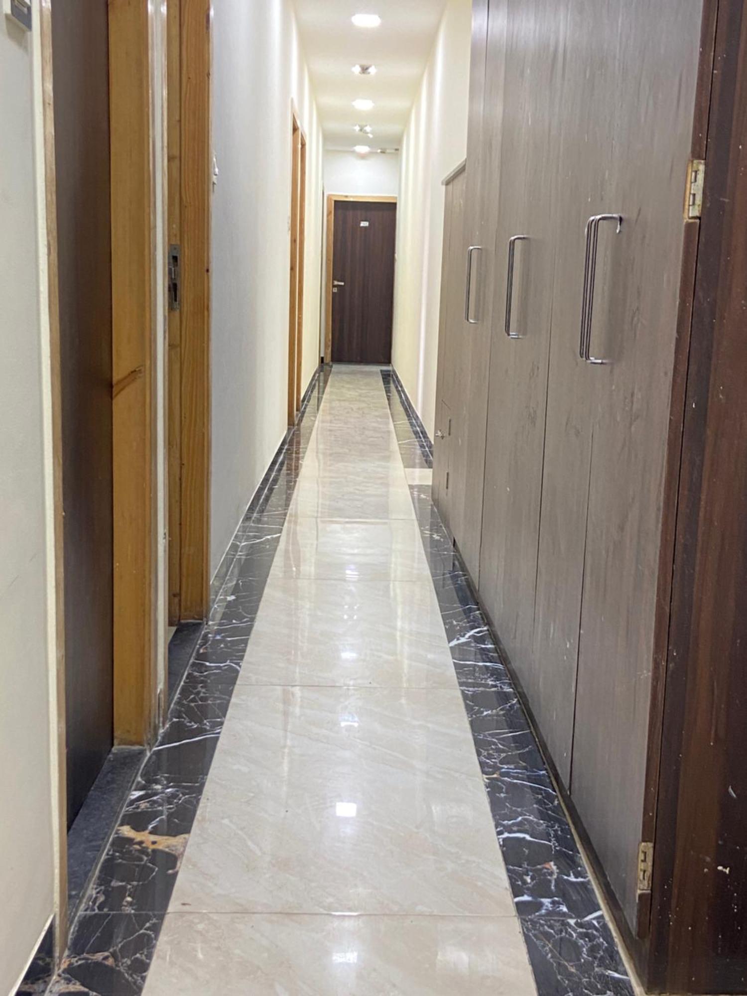 Hotel Blue Wellington - Near Airport Bombaj