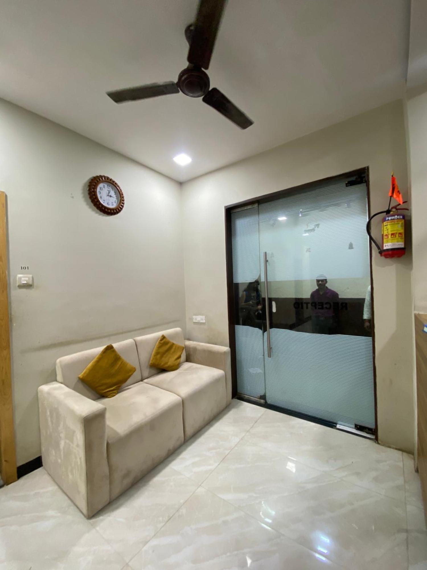 Hotel Blue Wellington - Near Airport 3*
